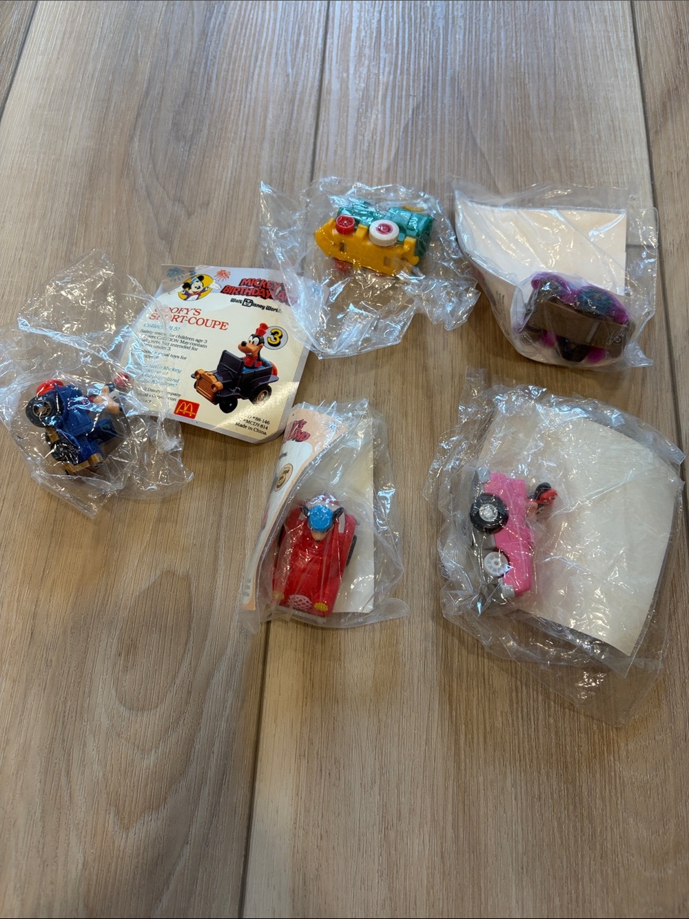 Vintage Walt Disney Mcdonalds collectors pieces